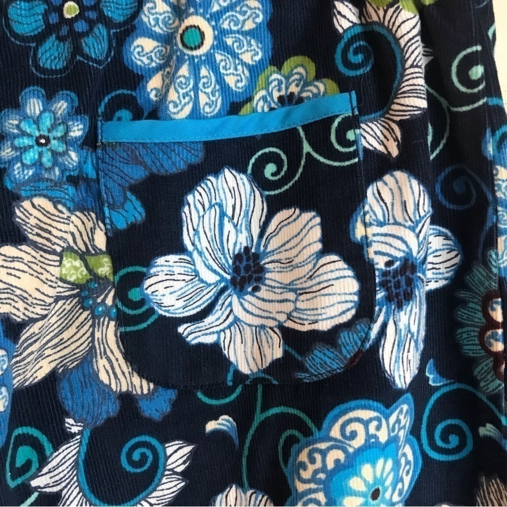 EUC Vera Bradley Cropped Lounge Pants - Picture 2 of 7